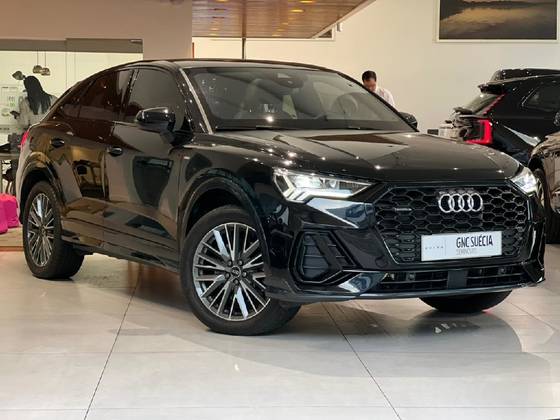 AUDI Q3 2.0 40 TFSI GASOLINA SPORTBACK PERFORMANCE BLACK QUATTRO TIPTRONIC